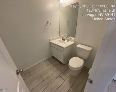 12334 Silvana Street - Photo Thumbnail 13