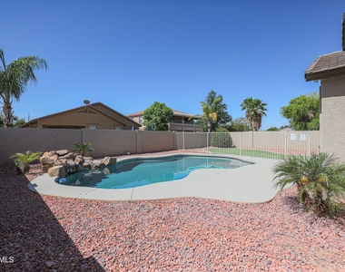 11863 W Alvarado Road - Photo Thumbnail 41