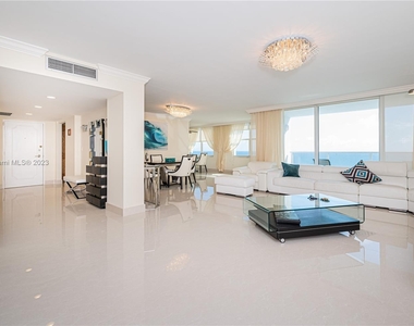 2751 S Ocean Dr - Photo Thumbnail 0