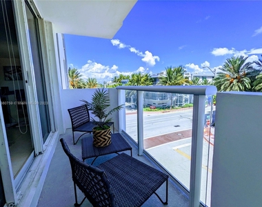 9195 Collins Ave - Photo Thumbnail 1