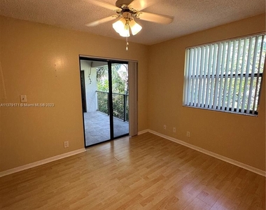 10141 W Sunrise Blvd - Photo Thumbnail 17