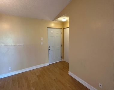 10141 W Sunrise Blvd - Photo Thumbnail 7