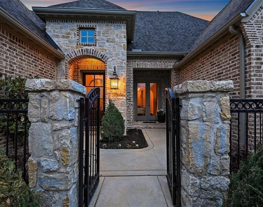 4290 Pebble Creek Court - Photo Thumbnail 4