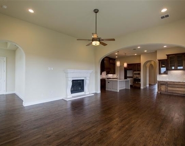 4290 Pebble Creek Court - Photo Thumbnail 15