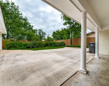 3725 Summercrest Drive - Photo Thumbnail 27