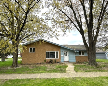 504 White Oak Drive - Photo Thumbnail 0