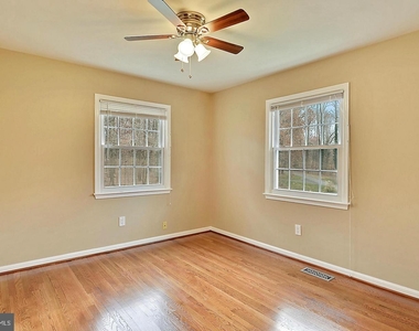 9301 Langford Court - Photo Thumbnail 19