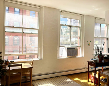Mercer Street - Photo Thumbnail 2