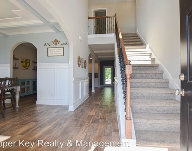 1148 Black Oak Circle - Photo Thumbnail 1