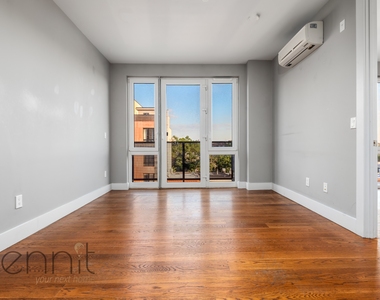 853 Lexington Avenue - Photo Thumbnail 3