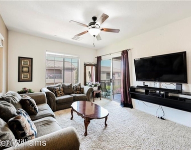 6868 Sky Pointe Drive Unit #2051 - Photo Thumbnail 8