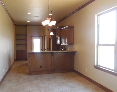 3320 Enclave Lane - Photo Thumbnail 6