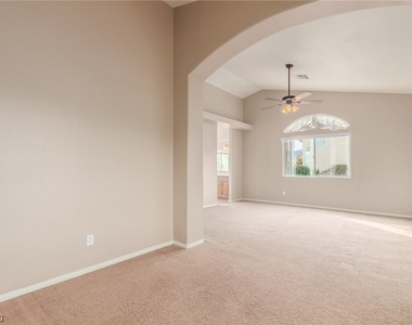 981 Upper Meadows Place - Photo Thumbnail 21