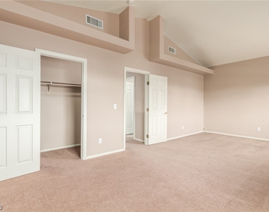 981 Upper Meadows Place - Photo Thumbnail 29