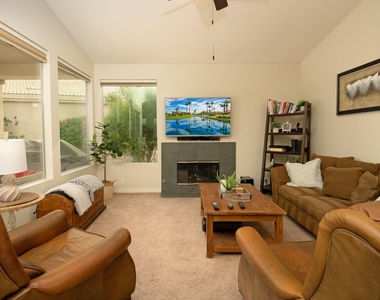 29128 W Laguna Drive - Photo Thumbnail 6