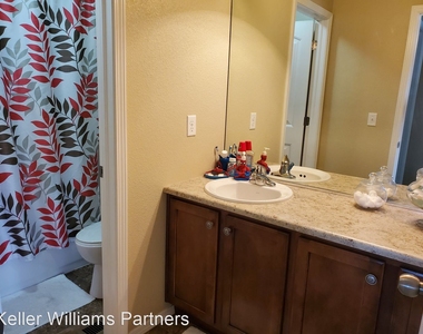 7293 Cottonwood Tree Dr - Photo Thumbnail 15