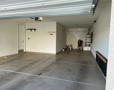 7007 Flagstaff Ranch Street - Photo Thumbnail 31