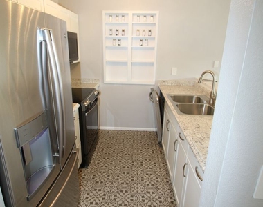 310 E 11th Avenue Apt.418 - Photo Thumbnail 7