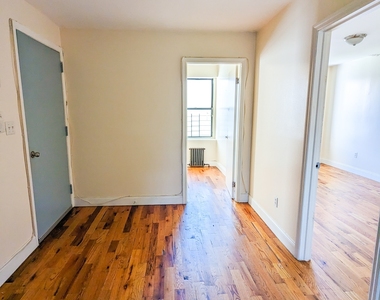 1121 Broadway - Photo Thumbnail 4