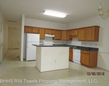 603 Sawgrass Lane - Photo Thumbnail 5