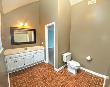 1214 Lake Point Drive - Photo Thumbnail 19