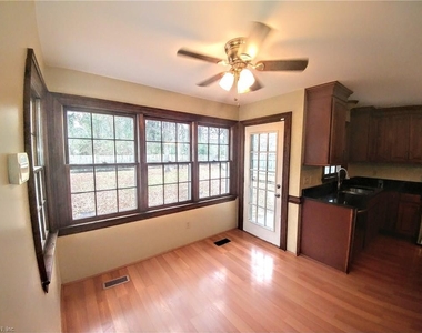 1214 Lake Point Drive - Photo Thumbnail 6