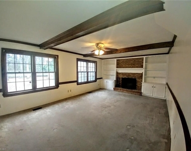 1214 Lake Point Drive - Photo Thumbnail 25