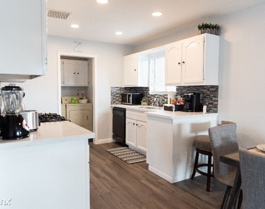 5801 Orange Ave - Photo Thumbnail 38