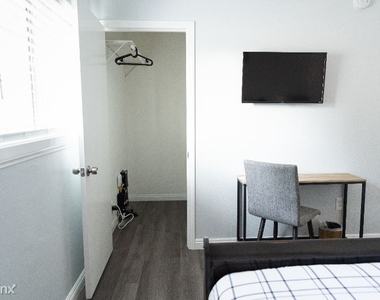5801 Orange Ave - Photo Thumbnail 59