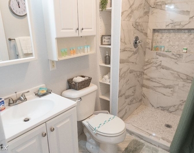 5801 Orange Ave - Photo Thumbnail 6