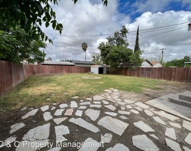 1225 N Palm Ave - Photo Thumbnail 17