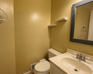 8351 Stahlway Ln - Photo Thumbnail 33