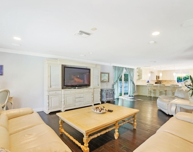 17 E Ocean Avenue - Photo Thumbnail 24