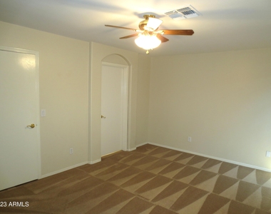 12810 W La Reata Avenue - Photo Thumbnail 22