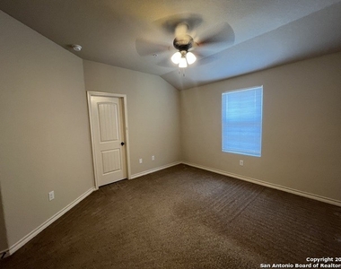 6406 Marcel Way - Photo Thumbnail 14