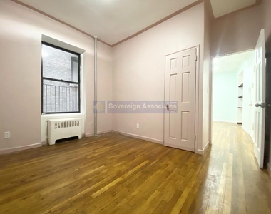 240 West 104th St - Photo Thumbnail 8