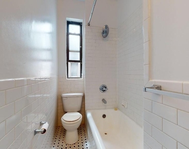 416 East 89th Street - Photo Thumbnail 4