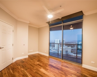 200 W Sahara Avenue - Photo Thumbnail 43