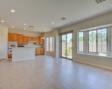 9240 Worsley Park Place - Photo Thumbnail 16