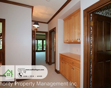 3849 Eagle Parkway - Photo Thumbnail 26