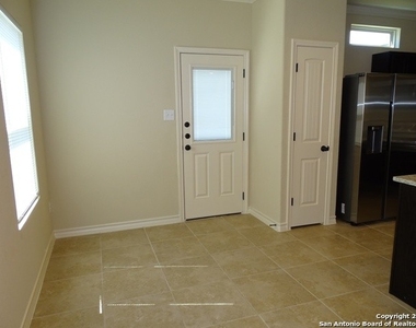 6407 Marcel Way - Photo Thumbnail 5