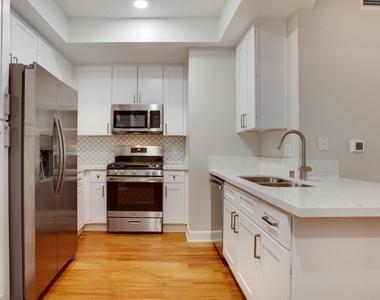 1401 Ambassador St - Photo Thumbnail 2