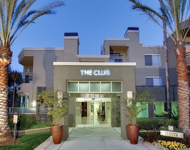 1401 Ambassador St - Photo Thumbnail 8