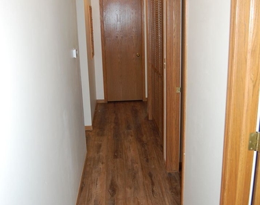 6332 S 28th Street - Photo Thumbnail 23