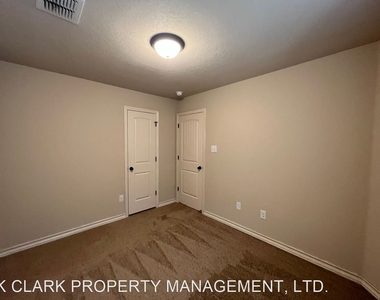 6878 Lakeview Dr #102 - Photo Thumbnail 47