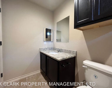 6878 Lakeview Dr #102 - Photo Thumbnail 23