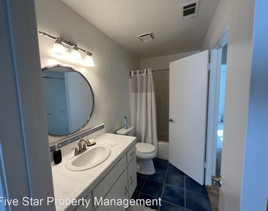 3636 Almeria Dr - Photo Thumbnail 15