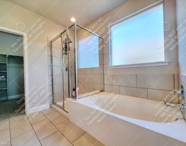 16900 Aventura Ave - Photo Thumbnail 14