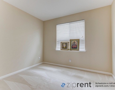 1753 Stoneman Dr - Photo Thumbnail 15