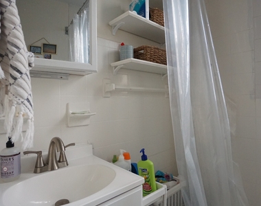 305 7th Street - Photo Thumbnail 4